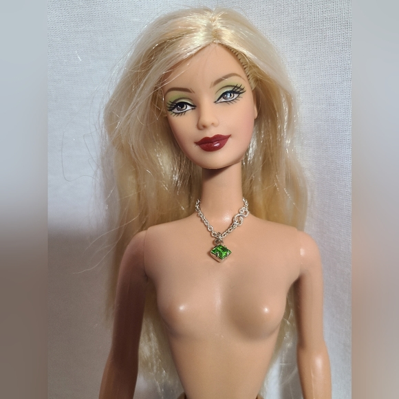 2002 Barbie Birthstone Collection August - Picture 2 of 5